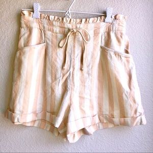 4/$20🛍 AEO Paperbag Shorts Yellow Vertical Stripes